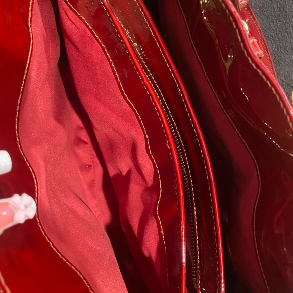 Burberry patent leather Burgundy handbag - Picture 12 of 17